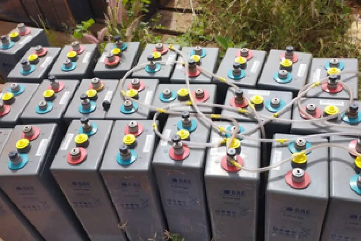 Helios Tower Régénération de Batteries